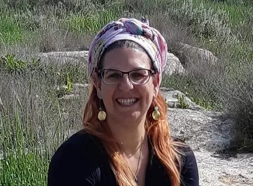חני שומכר